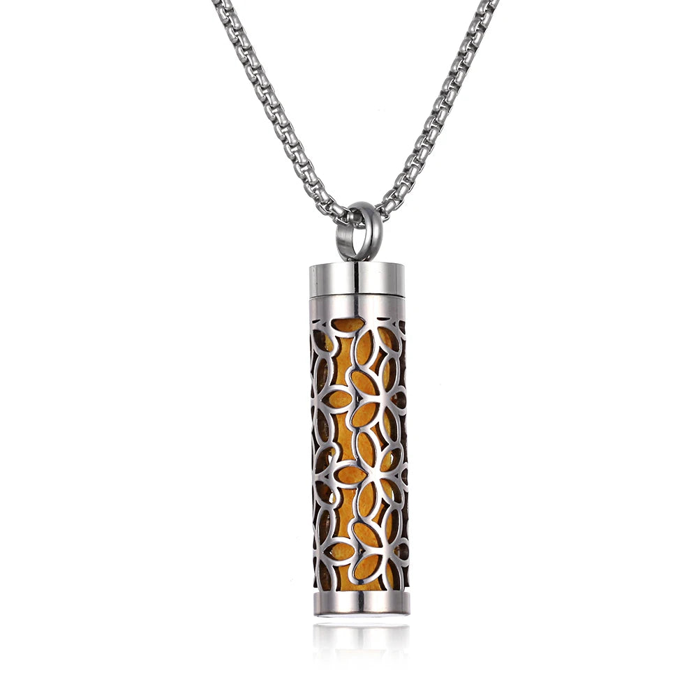 Chic Stainless Steel Aromatherapy Necklace - Essential Oil Diffuser Locket