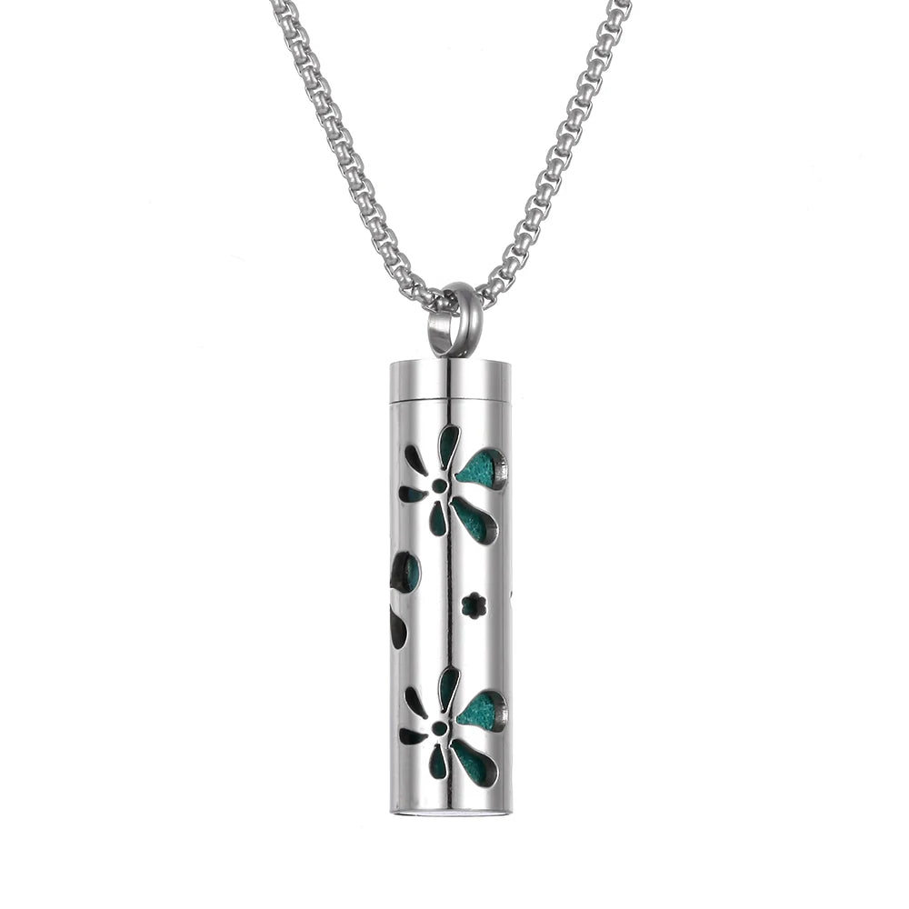 Chic Stainless Steel Aromatherapy Necklace - Essential Oil Diffuser Locket