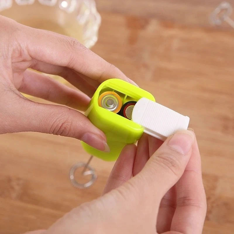 Compact Milk Frother, Egg Whisk & Mini Blender