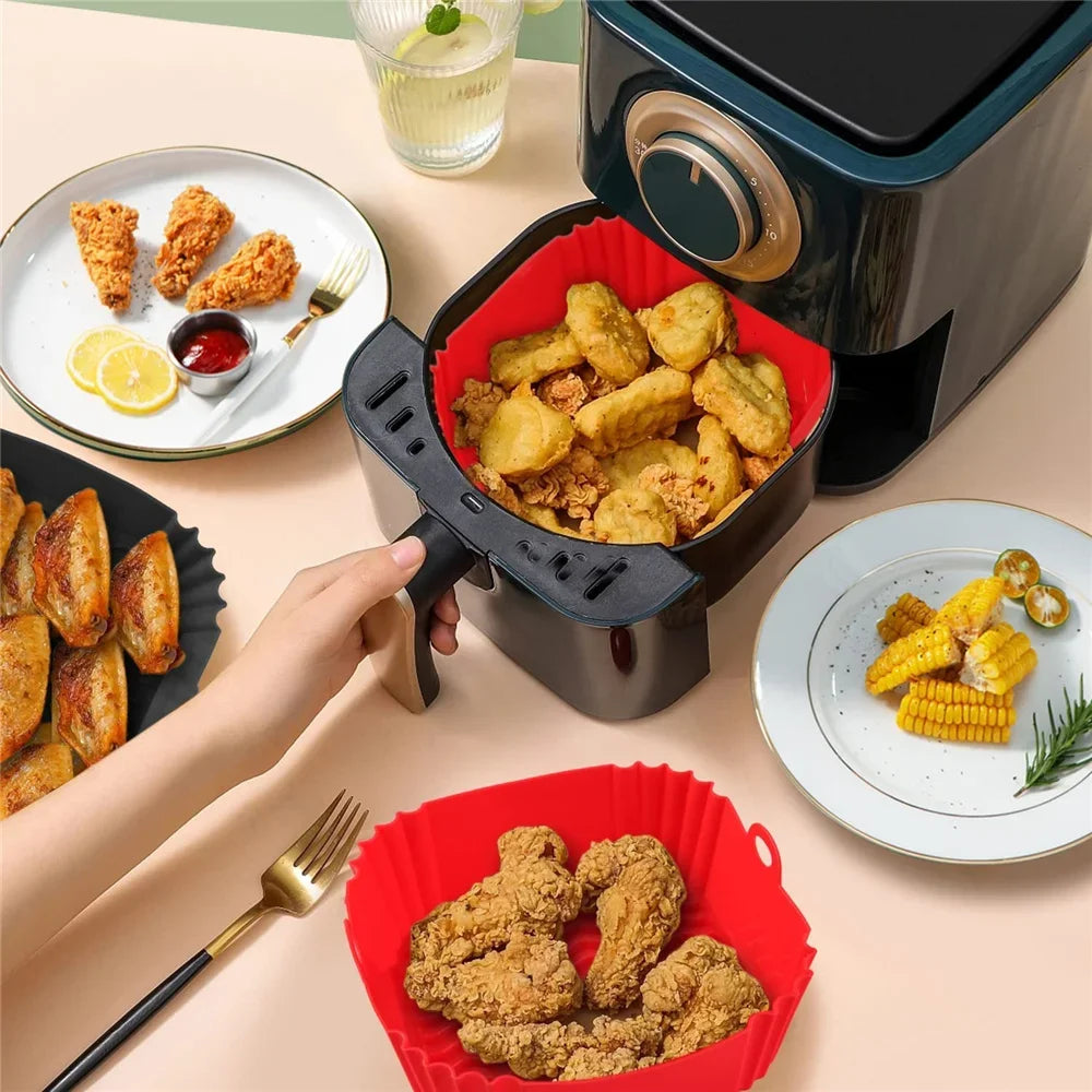 Eco-Friendly Silicone Airfryer Liner - Non-Stick Baking Tray for Pizza & Chicken