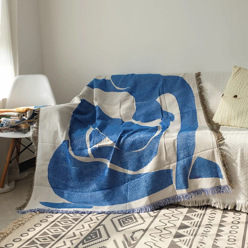 Cozy 160x130cm Throw Blanket - Snuggle in Style!